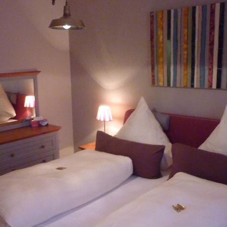 Zu Jeddelohs Lodge Hotel Gladenbach Eksteriør billede