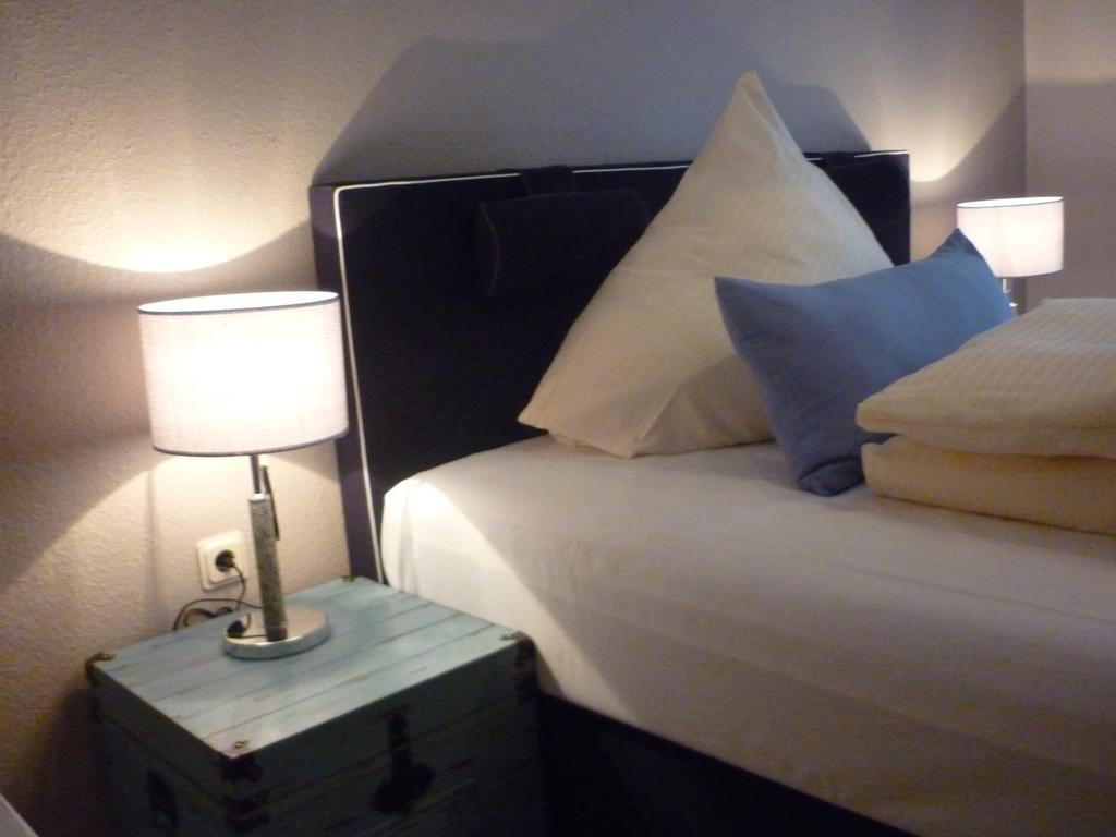 Zu Jeddelohs Lodge Hotel Gladenbach Værelse billede