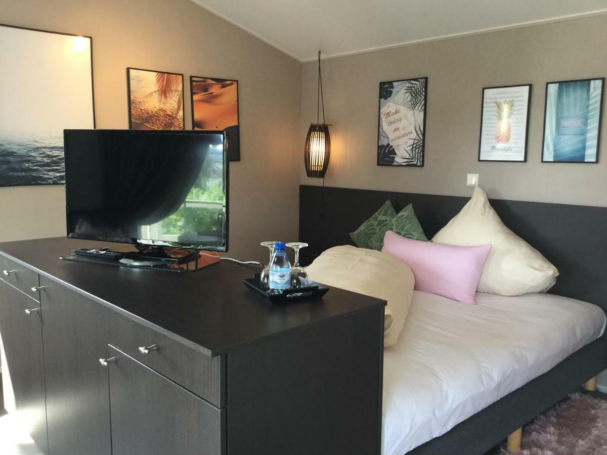 Zu Jeddelohs Lodge Hotel Gladenbach Eksteriør billede